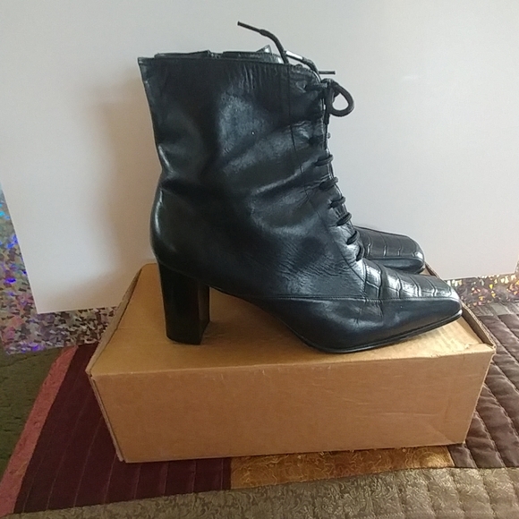 3 in. Leslie Fay Leather Ankle Boot with croc toe. - Picture 2 of 6